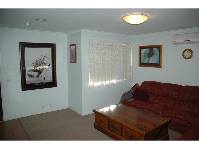 29  LA PEROUSE DRIVE, Sunbury VIC 3429