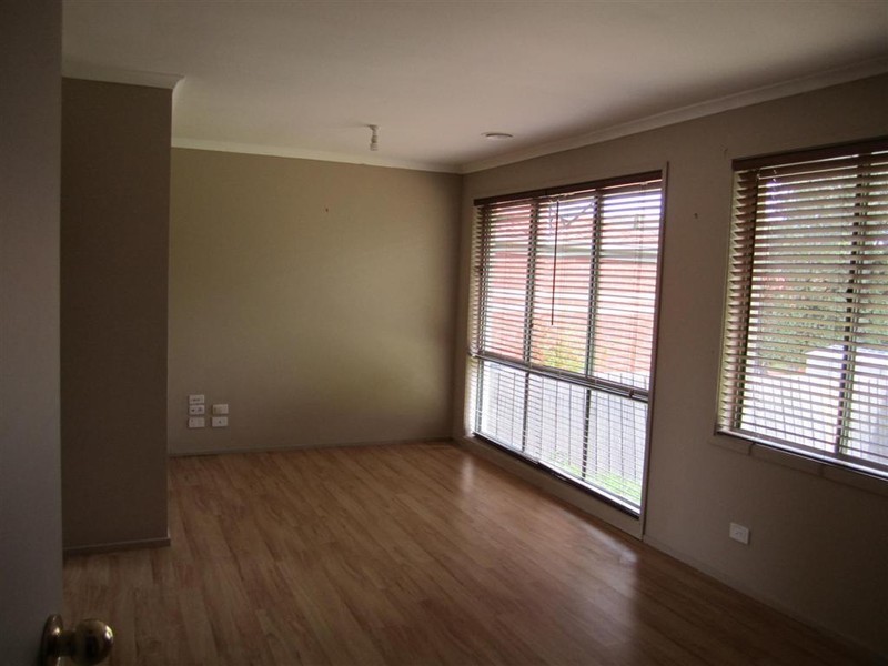 25 DADSWELL COURT, Sunbury VIC 3429