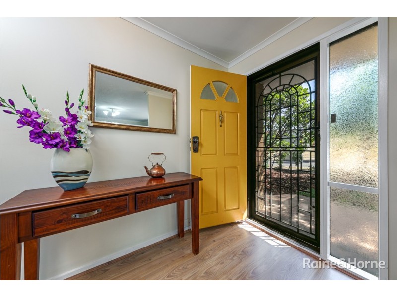 25 Harcombe Drive, Sunbury VIC 3429