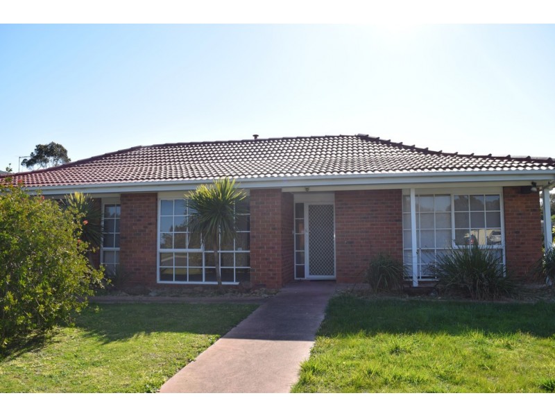1 LEITH COURT, Sunbury VIC 3429