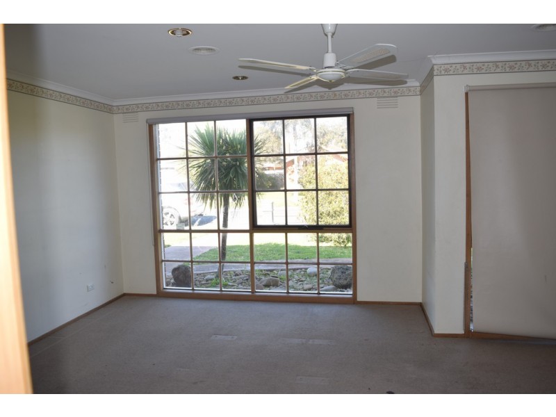 1 LEITH COURT, Sunbury VIC 3429