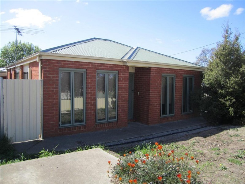 1/21 BATMAN AVENUE, Sunbury VIC 3429