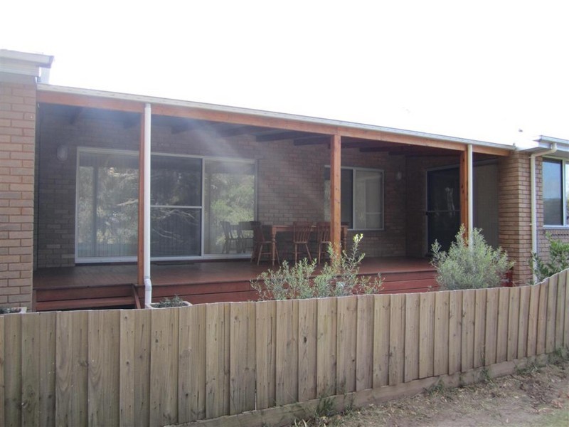 5 WALLER COURT, Sunbury VIC 3429