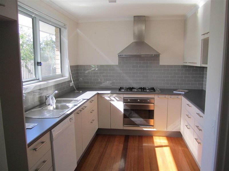 5 WALLER COURT, Sunbury VIC 3429