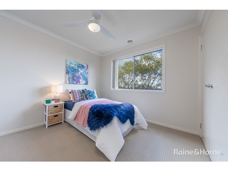 8 Emma Court, Sunbury VIC 3429