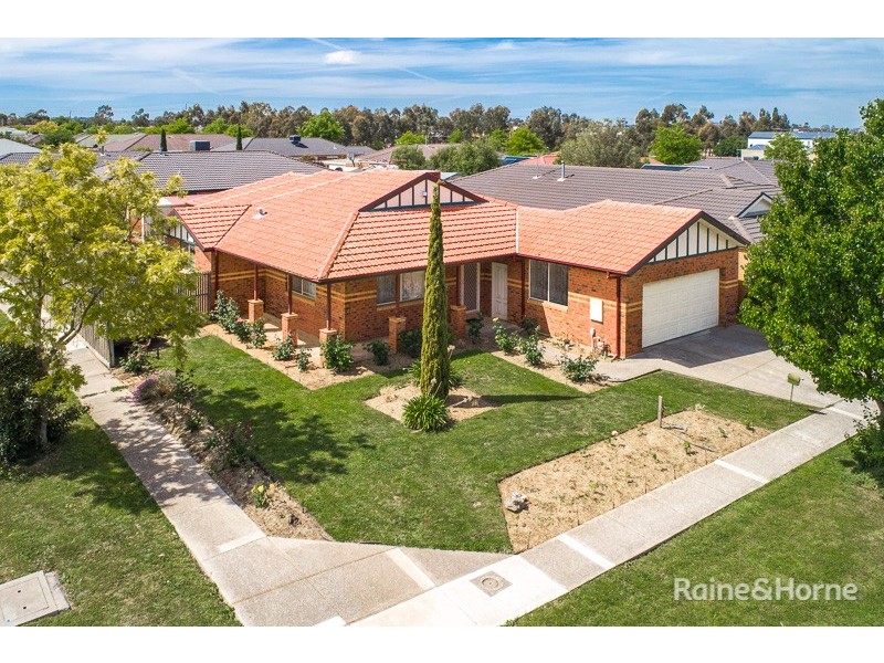 51 Bradman Drive, Sunbury VIC 3429