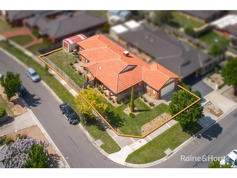 51 Bradman Drive, Sunbury VIC 3429