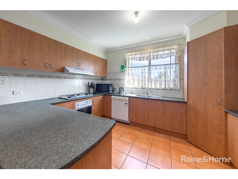 51 Bradman Drive, Sunbury VIC 3429