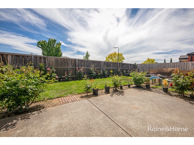 51 Bradman Drive, Sunbury VIC 3429