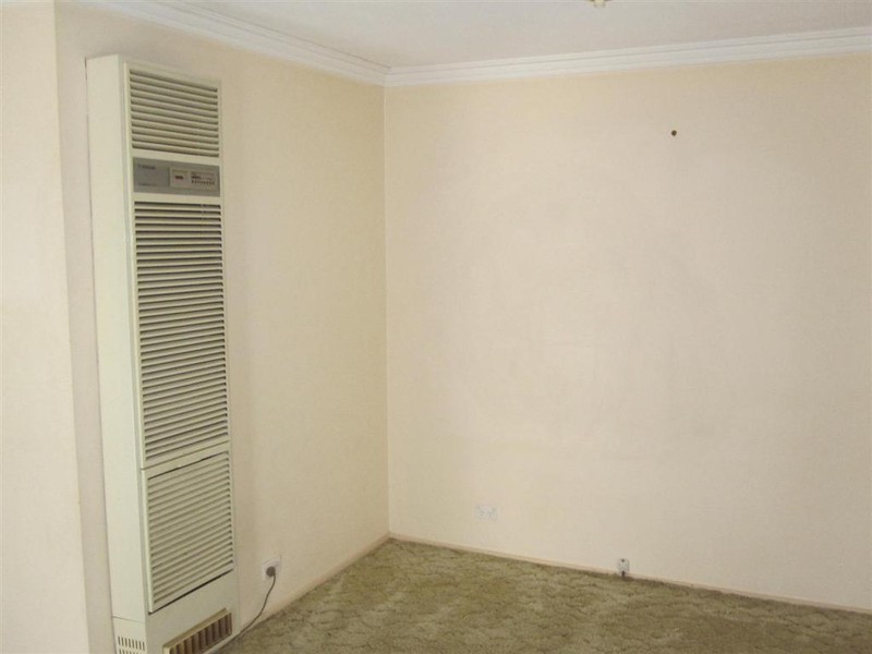 367 ELIZABETH DRIVE, Sunbury VIC 3429