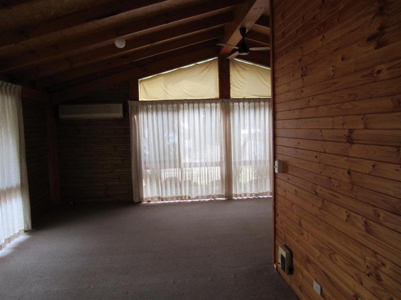 72 MOUNT AITKEN ROAD, Sunbury VIC 3429