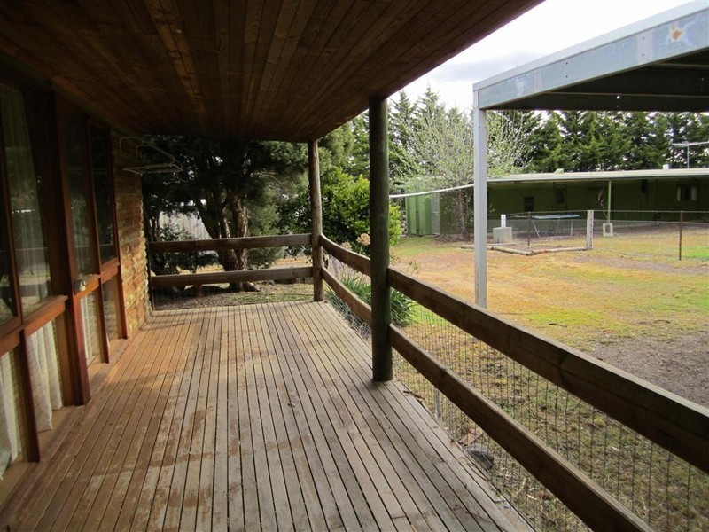 72 MOUNT AITKEN ROAD, Sunbury VIC 3429