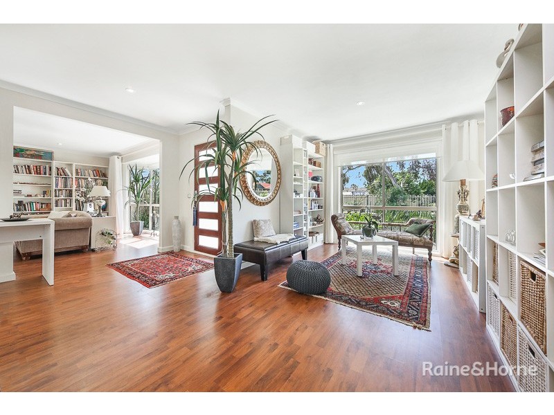 56 Muirfield Drive, Sunbury VIC 3429