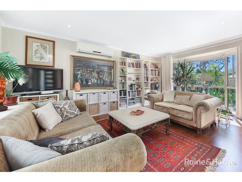 56 Muirfield Drive, Sunbury VIC 3429