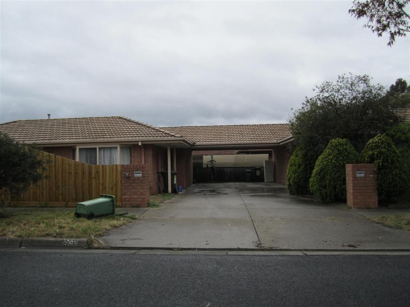 2/36  LEARMONTH STREET, Sunbury VIC 3429