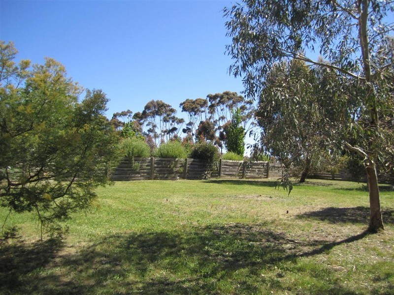 55 MOREFIELD COURT, Diggers Rest VIC 3427