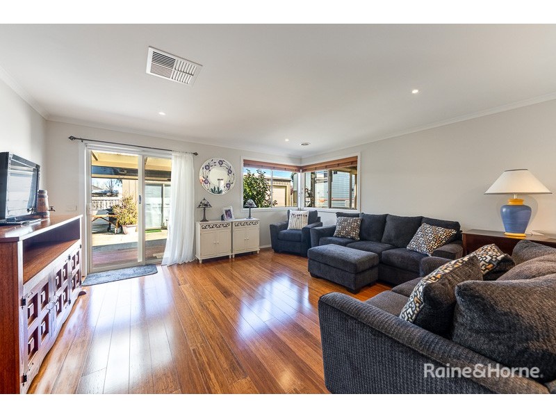 8 Frontignac Court, Sunbury VIC 3429