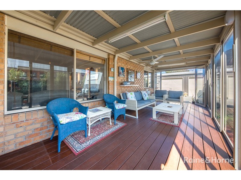 8 Frontignac Court, Sunbury VIC 3429