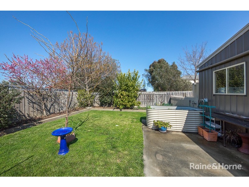 8 Frontignac Court, Sunbury VIC 3429