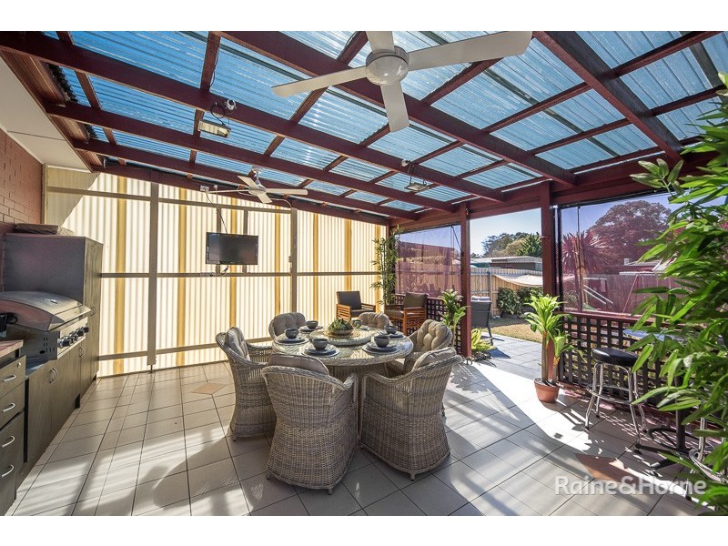 114 McKell Avenue, Sunbury VIC 3429
