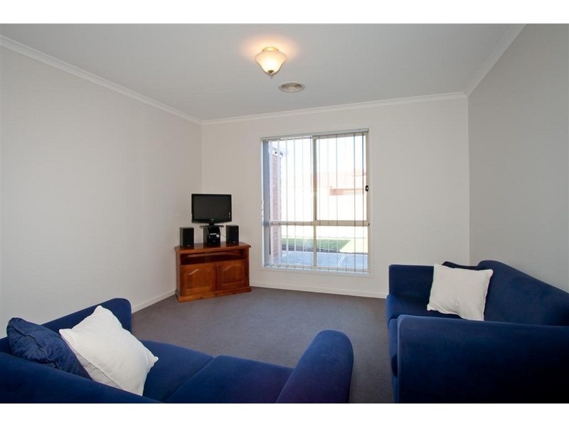 4 GROUT COURT, Sunbury VIC 3429