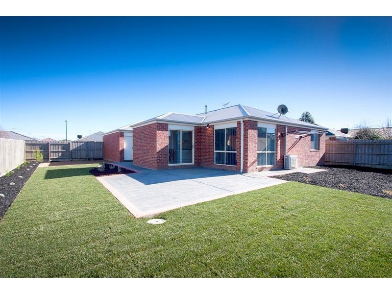 4 GROUT COURT, Sunbury VIC 3429
