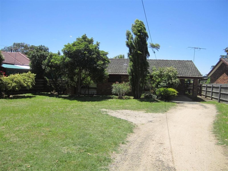 107  HARKER STREET, Sunbury VIC 3429