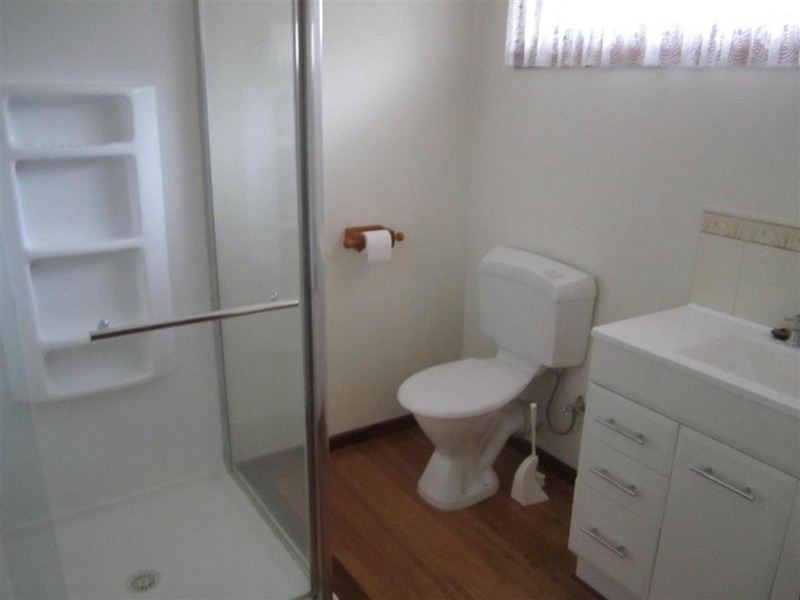 255 ELIZABETH DRIVE, Sunbury VIC 3429