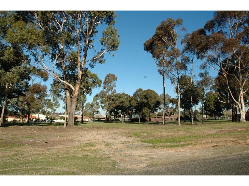 2/78 LIGAR STREET, Sunbury VIC 3429