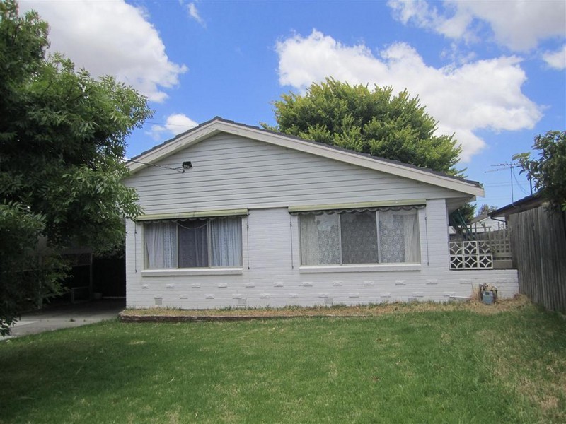 57  DOBELL AVENUE, Sunbury VIC 3429