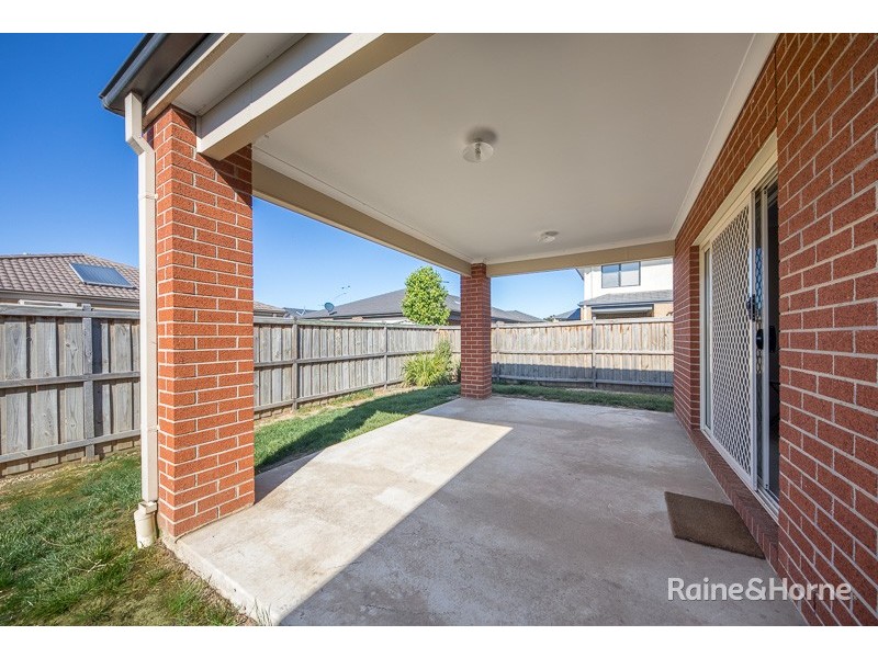 4 Burrow Drive, Diggers Rest VIC 3427