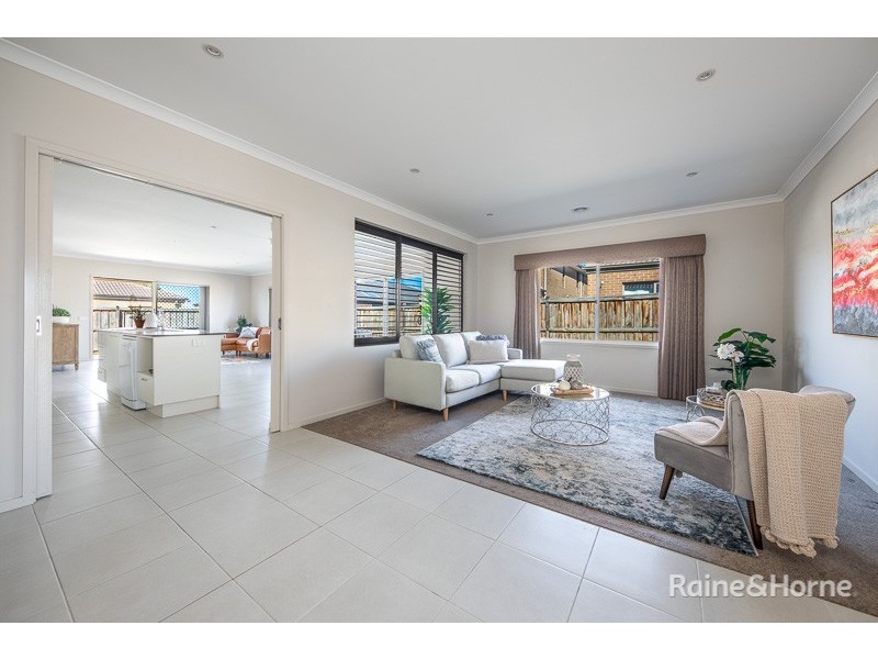 4 Burrow Drive, Diggers Rest VIC 3427