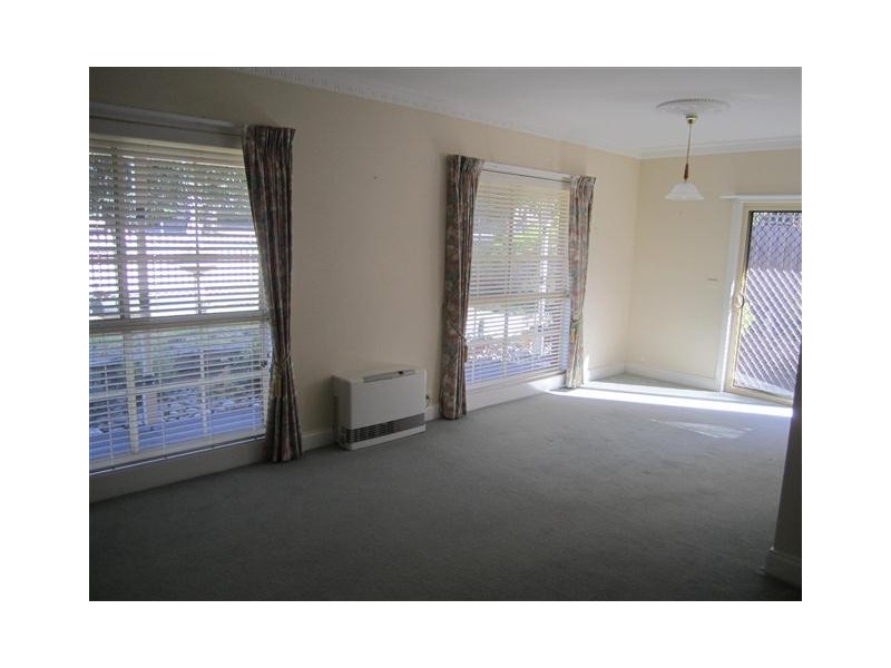 1/27 JACKSON STREET, Sunbury VIC 3429