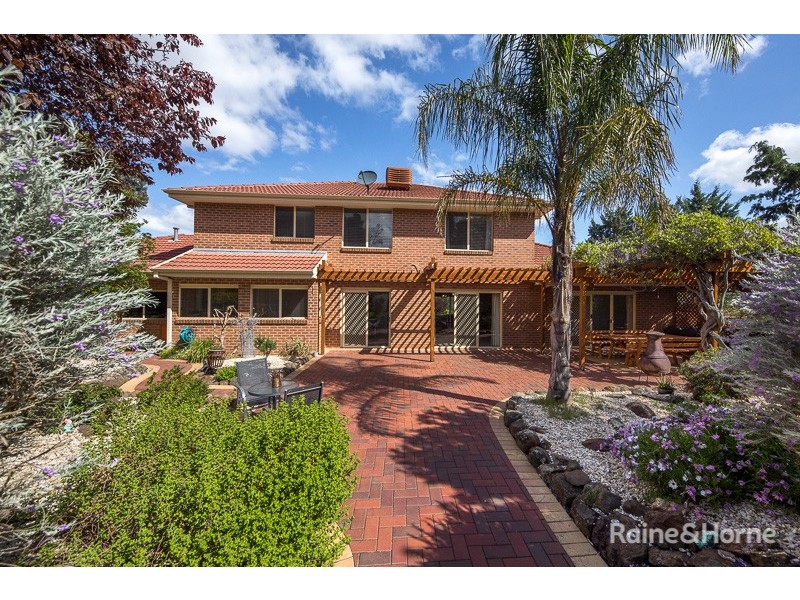 13 Bluebush Court, Sunbury VIC 3429