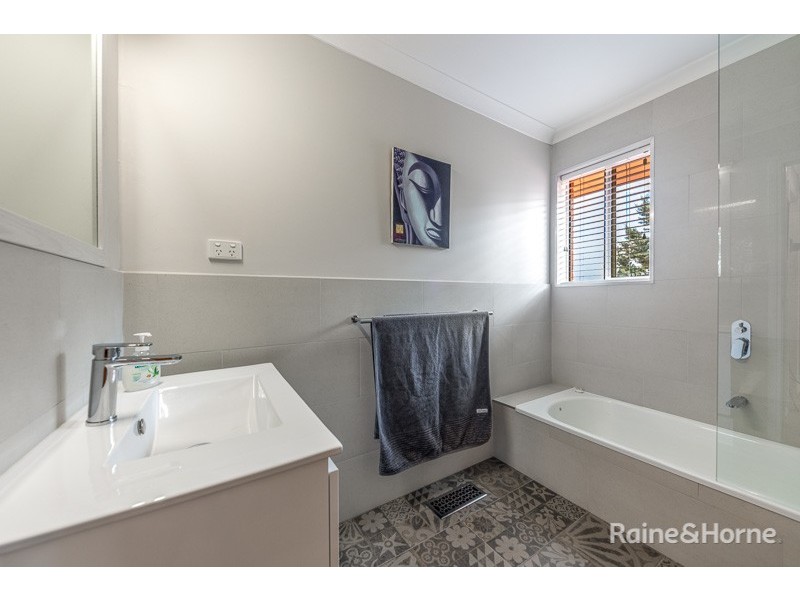 13 Bluebush Court, Sunbury VIC 3429