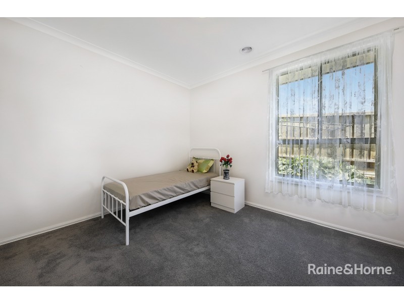 17 Angelas Way, Sunbury VIC 3429