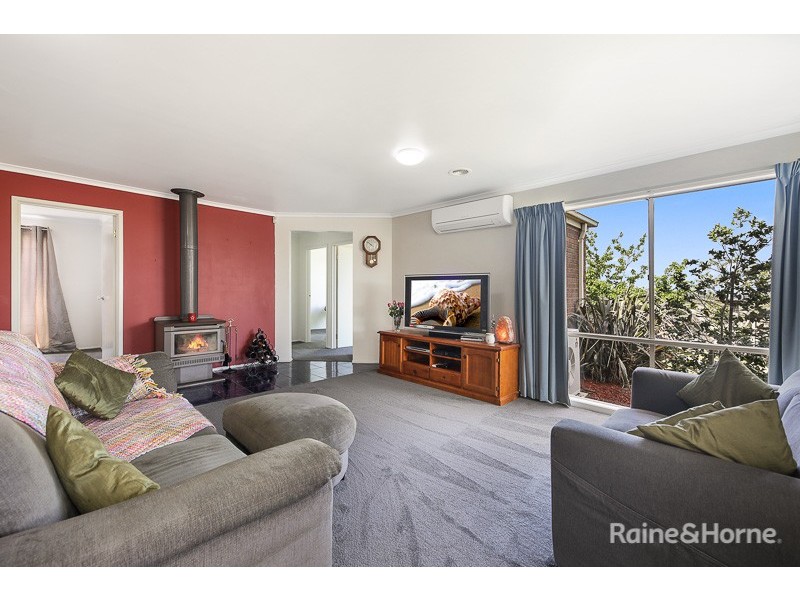 23 Kingsley Drive, Sunbury VIC 3429