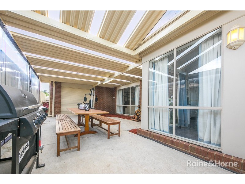 23 Kingsley Drive, Sunbury VIC 3429