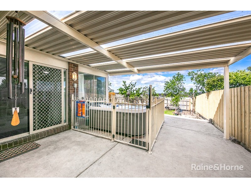 23 Kingsley Drive, Sunbury VIC 3429
