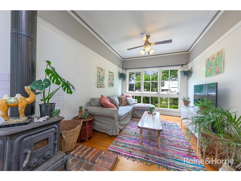 6 Harker Street, Sunbury VIC 3429