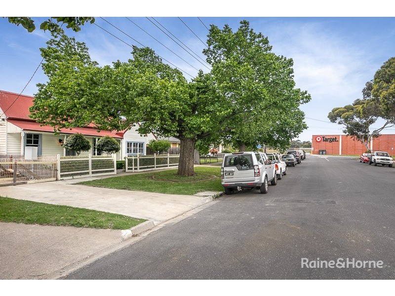 6 Harker Street, Sunbury VIC 3429