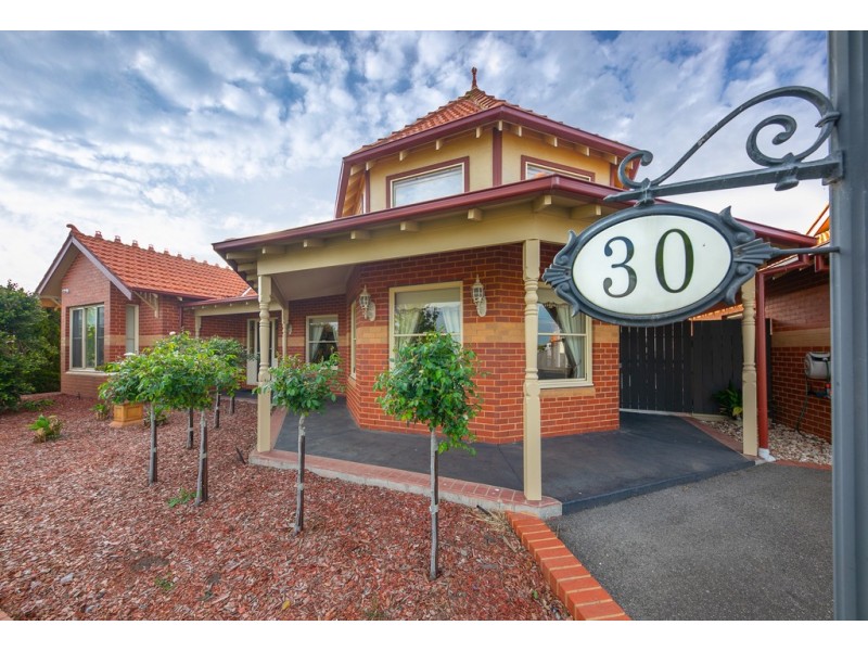 30 The Old Stock Run, Sunbury VIC 3429