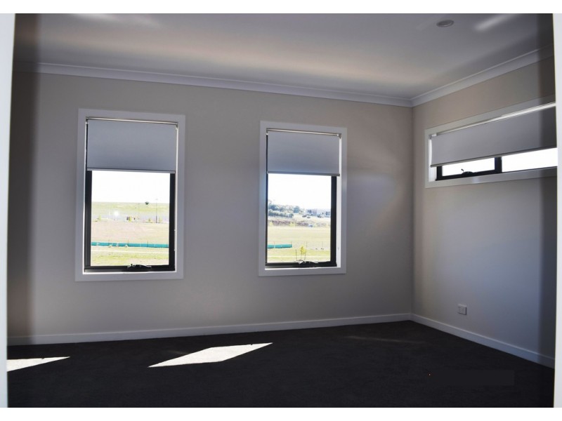 45 Jersey Drive, Sunbury VIC 3429