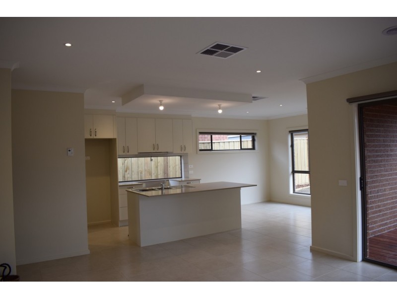 11 Explorer Crescent, Diggers Rest VIC 3427