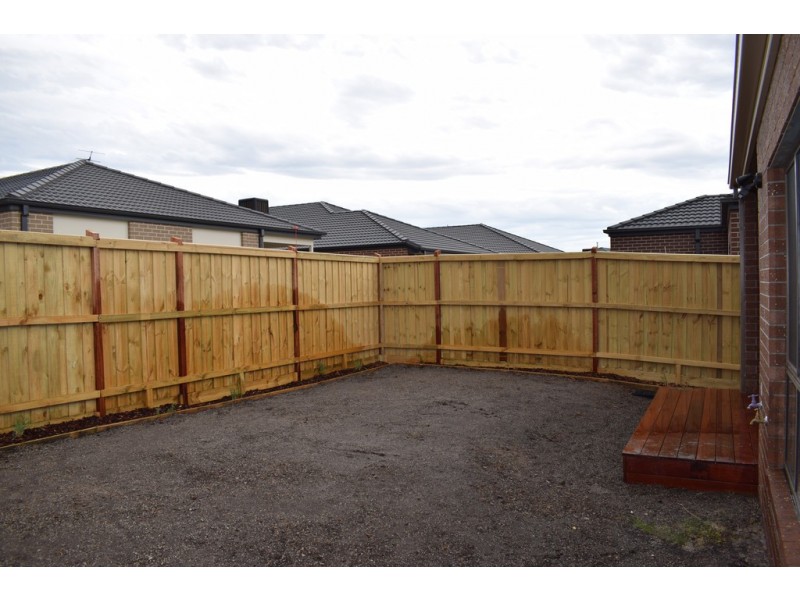 11 Explorer Crescent, Diggers Rest VIC 3427