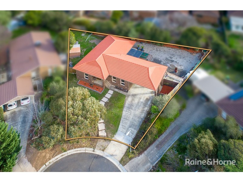 7 Gill Place, Sunbury VIC 3429