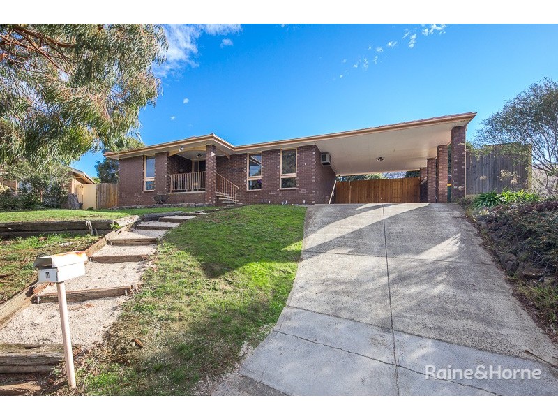 7 Gill Place, Sunbury VIC 3429