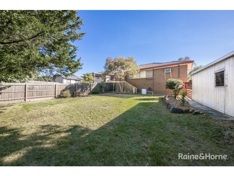 12 O’Malley Court, Sunbury VIC 3429