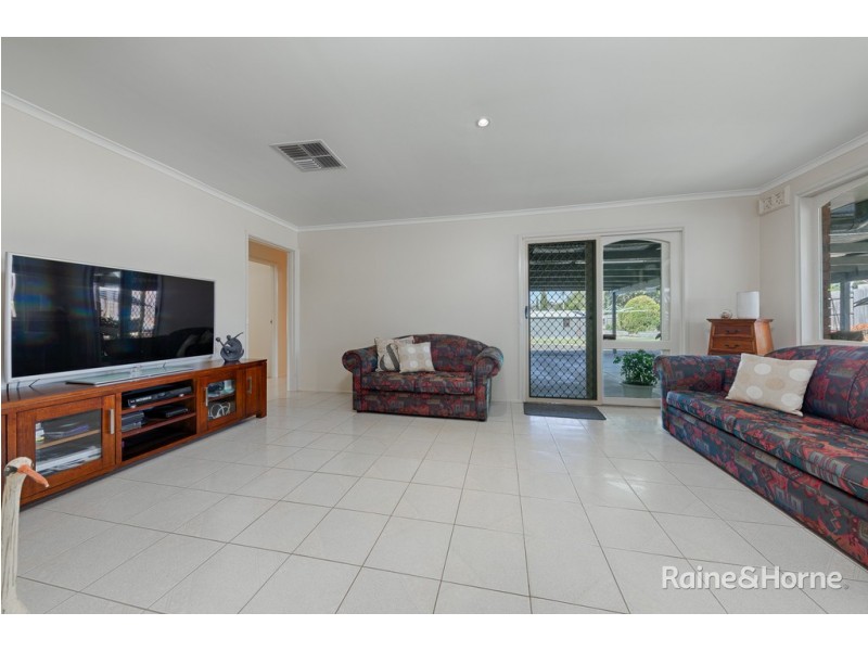 9 Tasman Court, Sunbury VIC 3429