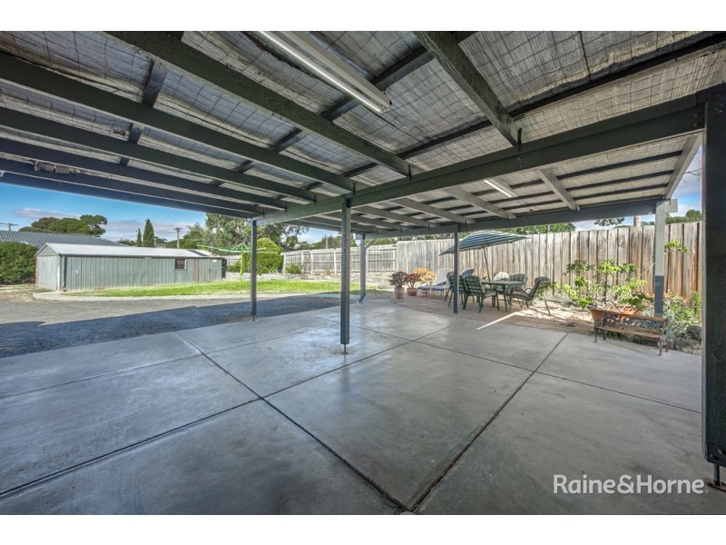 9 Tasman Court, Sunbury VIC 3429
